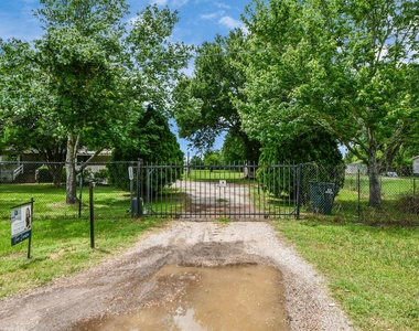 18303 James Road - Photo Thumbnail 32