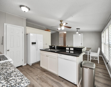 18303 James Road - Photo Thumbnail 17