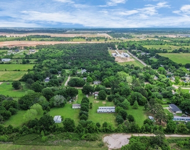 18303 James Road - Photo Thumbnail 34