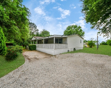 18303 James Road - Photo Thumbnail 1