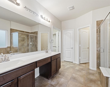 9518 Franklin Drive - Photo Thumbnail 12