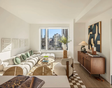 10th Avenue - Photo Thumbnail 2