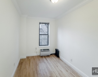 East 83 Street - Photo Thumbnail 1