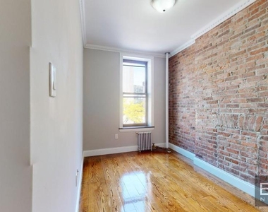 438 West 52nd Street #7C - Photo Thumbnail 5