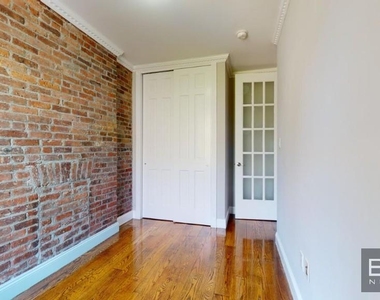 438 West 52nd Street #7C - Photo Thumbnail 6