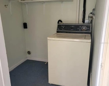 100 E Kentucky Ave - Photo Thumbnail 19
