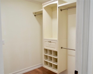 308 N Salisbury Avenue - Photo Thumbnail 11
