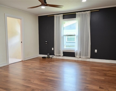 308 N Salisbury Avenue - Photo Thumbnail 6
