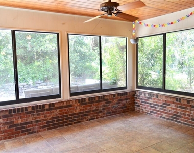 308 N Salisbury Avenue - Photo Thumbnail 21