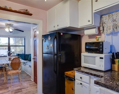 18521 Gulf Boulevard - Photo Thumbnail 13