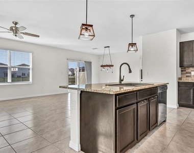 3097 Suncoast Plains Drive - Photo Thumbnail 5