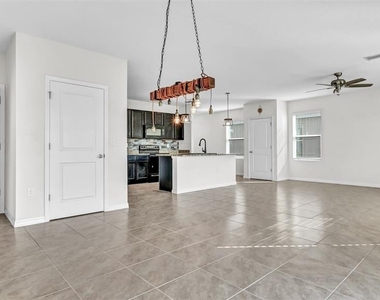 3097 Suncoast Plains Drive - Photo Thumbnail 12