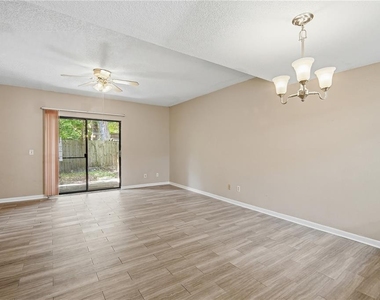 1910 W Sligh Avenue - Photo Thumbnail 9