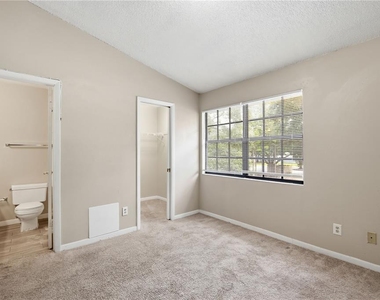 1910 W Sligh Avenue - Photo Thumbnail 15