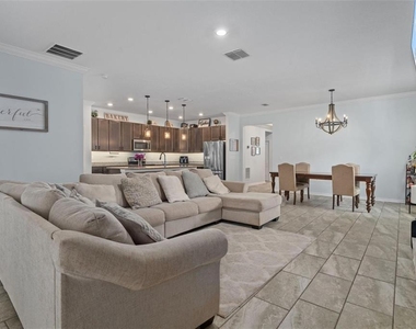 12409 Brick Cobblestone Drive - Photo Thumbnail 6