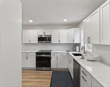 5617 19th Avenue S - Photo Thumbnail 25