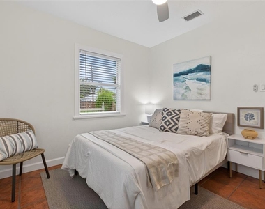 5617 19th Avenue S - Photo Thumbnail 5
