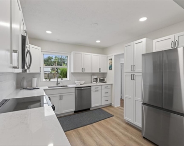 5617 19th Avenue S - Photo Thumbnail 24