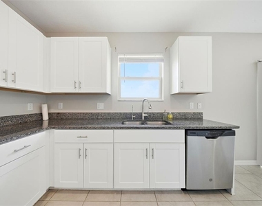 15617 Charr Island Street - Photo Thumbnail 2