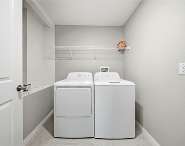 15617 Charr Island Street - Photo Thumbnail 28