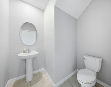 15617 Charr Island Street - Photo Thumbnail 8