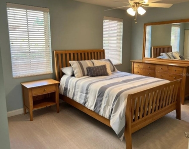 505 Mandalay Avenue - Photo Thumbnail 4
