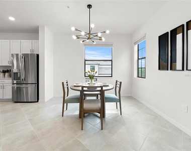 5552 Summit Pointe Circle - Photo Thumbnail 11