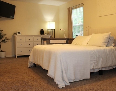 9238 Stone River Place - Photo Thumbnail 16