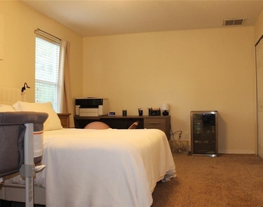 9238 Stone River Place - Photo Thumbnail 17