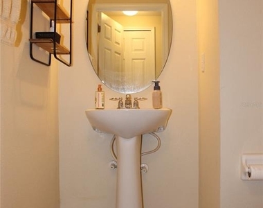 9238 Stone River Place - Photo Thumbnail 6