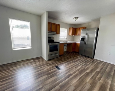6330 Eugene Acres Lane - Photo Thumbnail 6