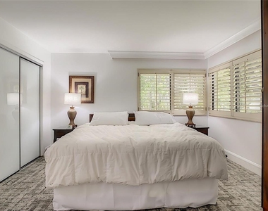 4786 Fox Hunt Drive - Photo Thumbnail 8