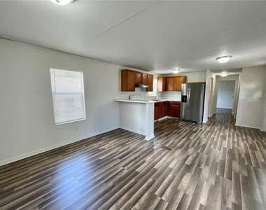 6328 Eugene Acres Lane - Photo Thumbnail 3