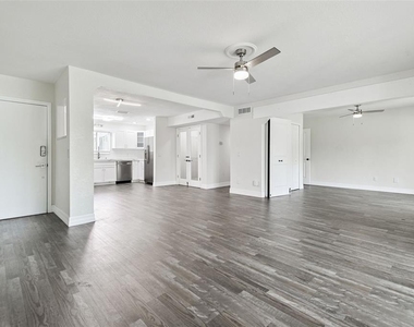 4036 Cortez Drive - Photo Thumbnail 4