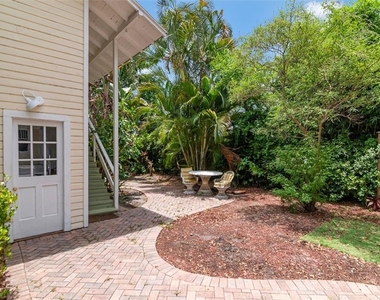 126 8th Avenue Ne - Photo Thumbnail 41