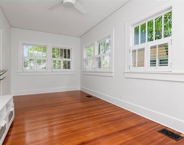 126 8th Avenue Ne - Photo Thumbnail 14