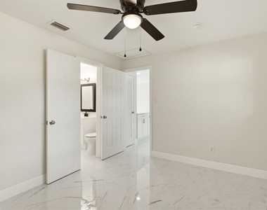 708 Pennsylvania Avenue - Photo Thumbnail 11