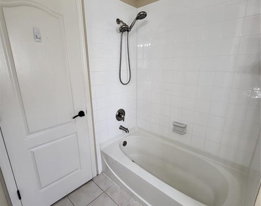 25903 Bloomsbury Court - Photo Thumbnail 40