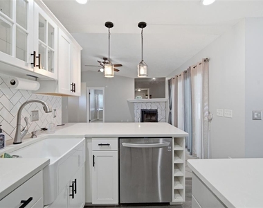 7403 Providence Road - Photo Thumbnail 40