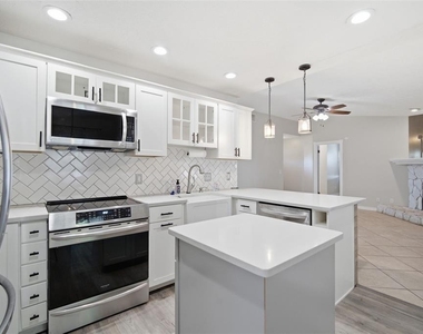 7403 Providence Road - Photo Thumbnail 39