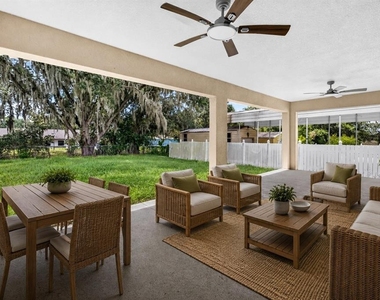 12038 San Angela Drive - Photo Thumbnail 22