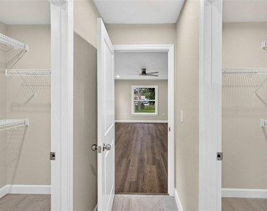 12038 San Angela Drive - Photo Thumbnail 13