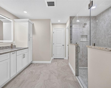 12038 San Angela Drive - Photo Thumbnail 11