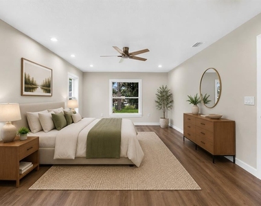 12038 San Angela Drive - Photo Thumbnail 9