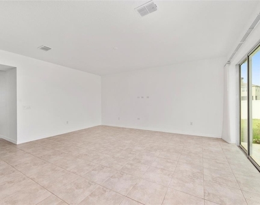 6175 Sw 74th Court - Photo Thumbnail 11