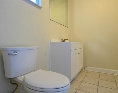 2834 25th Avenue N - Photo Thumbnail 14