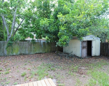 2834 25th Avenue N - Photo Thumbnail 15