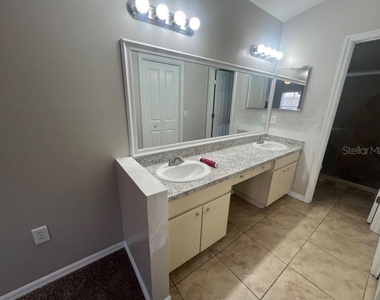 30936 Burleigh Drive - Photo Thumbnail 12