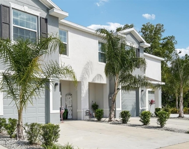 16646 Maude Drive - Photo Thumbnail 1