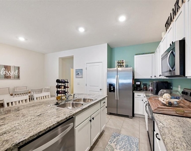 16646 Maude Drive - Photo Thumbnail 7